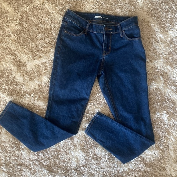 Old Navy Women’s Size 2P Super Skinny Denim Jeans Petite - Picture 1 of 6